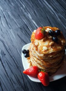 産後のジムに通うために食事制限は必要？